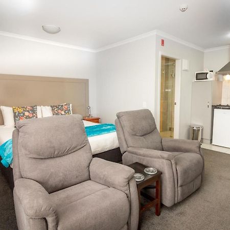 Bks Premier Motel Esplanade Lower Hutt Exteriör bild